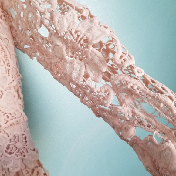 Maniju Dress - Picture 4 of 8